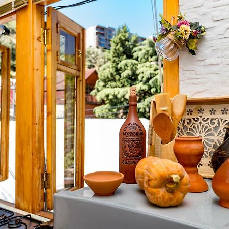 Apartamento Sololaki 18 Tiflis Exterior foto