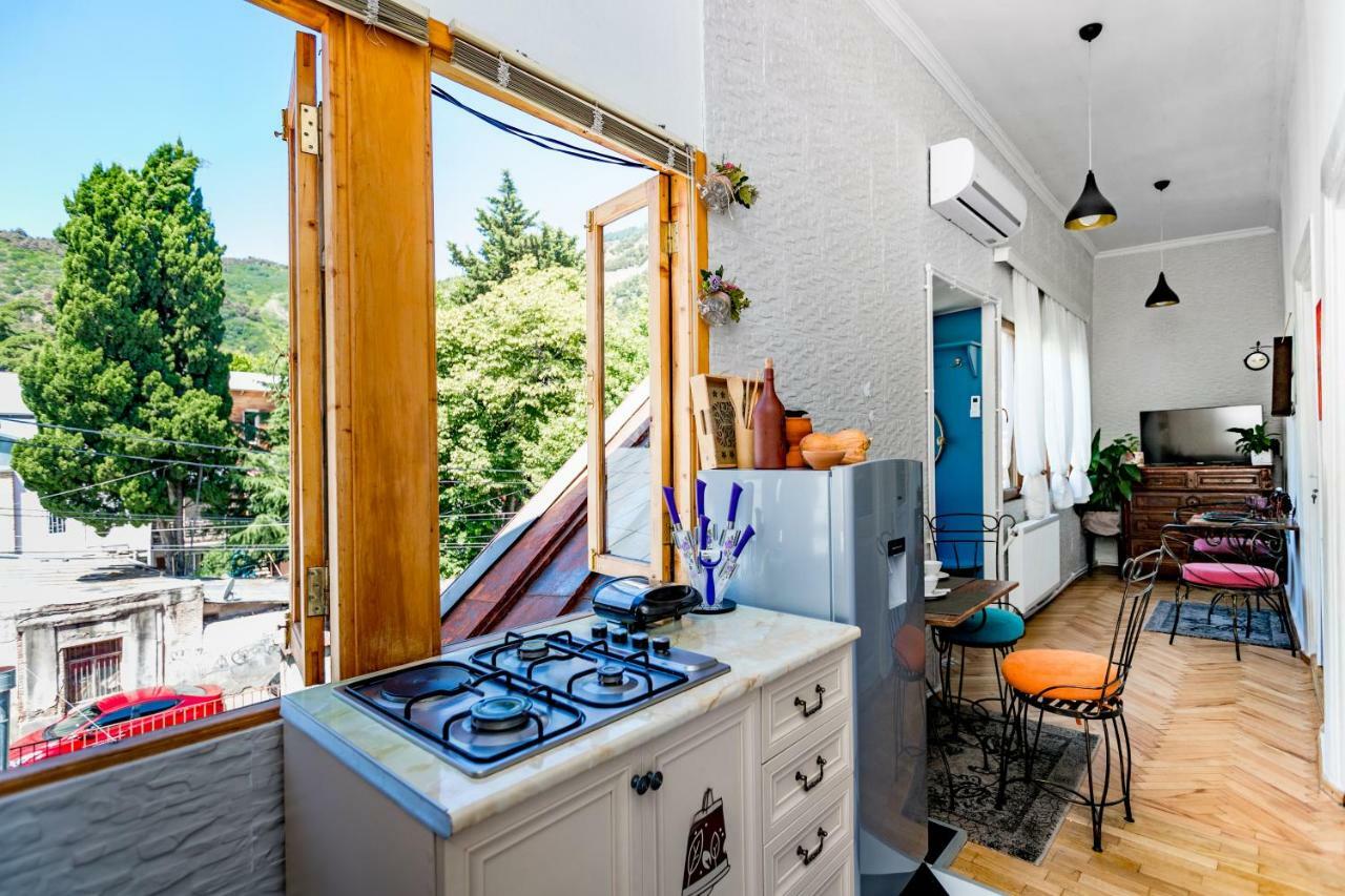 Apartamento Sololaki 18 Tiflis Exterior foto
