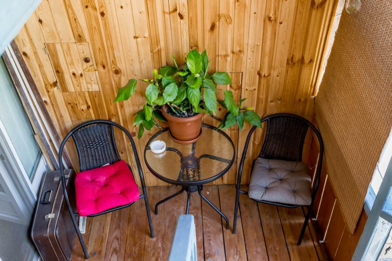 Apartamento Sololaki 18 Tiflis Exterior foto